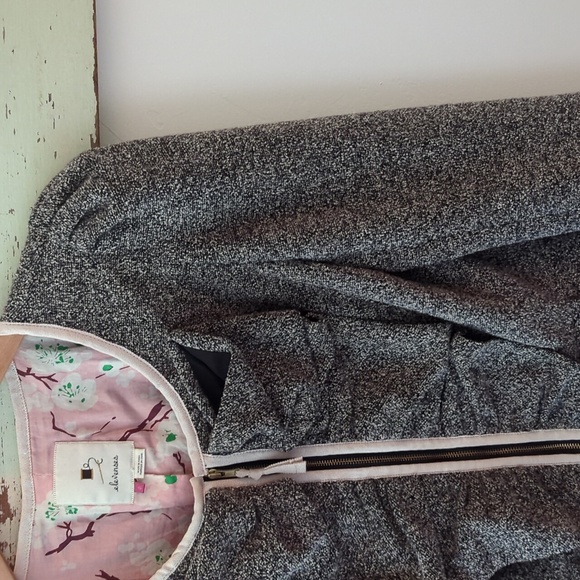 ANTHRO I Gray Boucle Ruffle Front Zip-Up Blazer Jacket by Elevenses, 6 - Picture 13 of 15